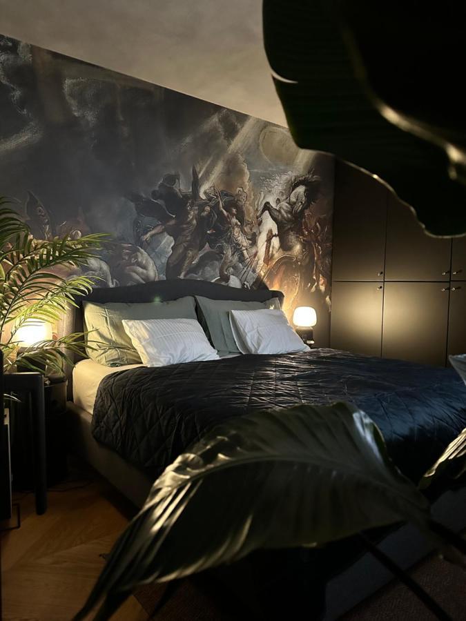 Ferienwohnung Skyline Elegance With Free Parking Pressburg Exterior foto