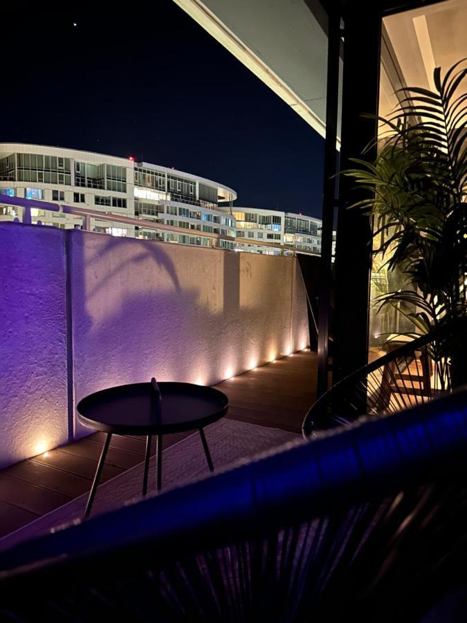 Ferienwohnung Skyline Elegance With Free Parking Pressburg Exterior foto