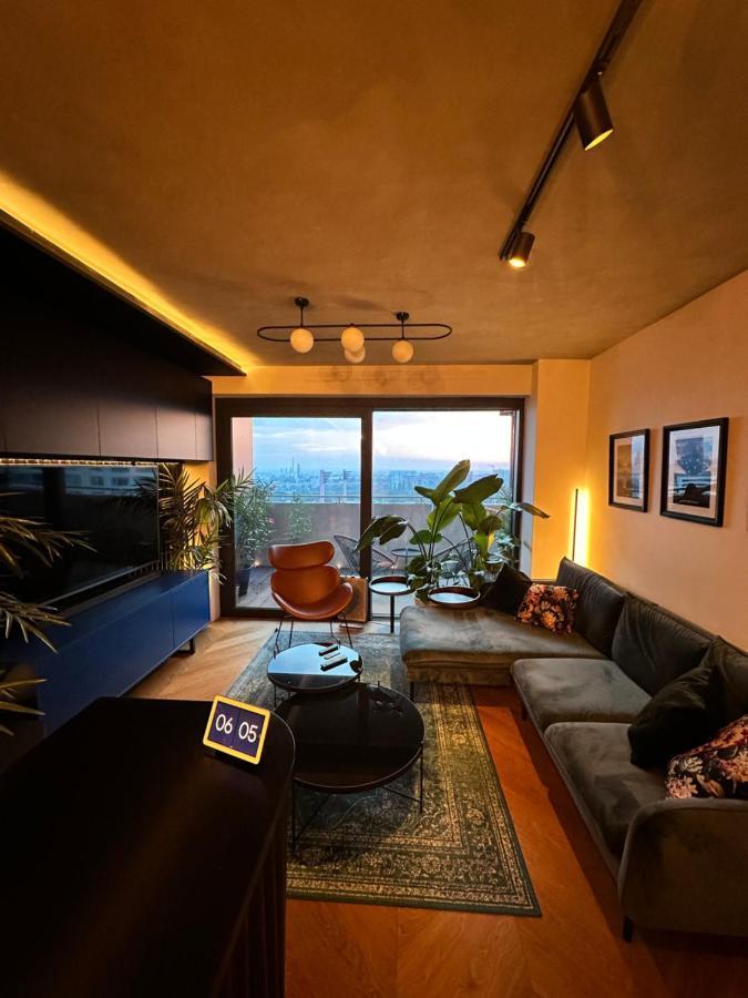 Ferienwohnung Skyline Elegance With Free Parking Pressburg Exterior foto